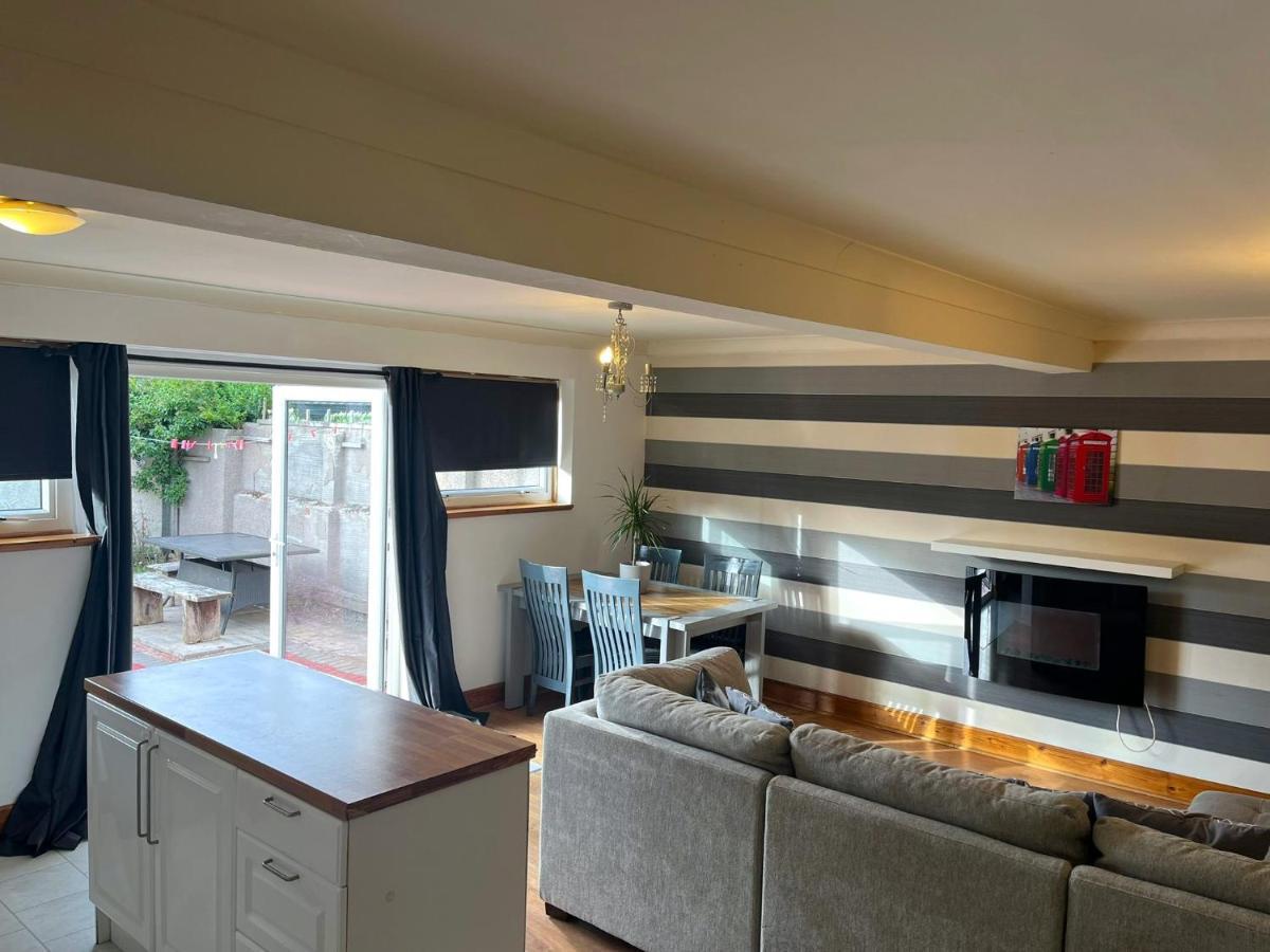 Elegant 2 Bedroom Chalet Edinburgh Kültér fotó