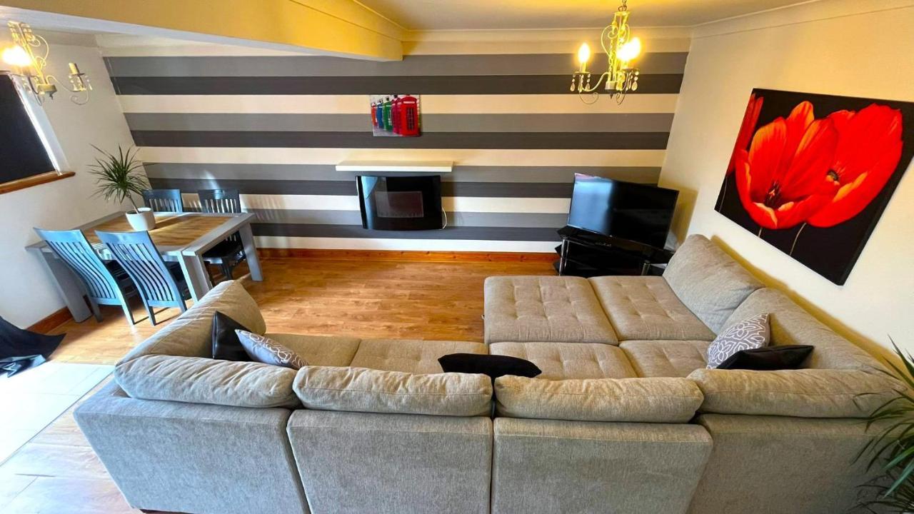 Elegant 2 Bedroom Chalet Edinburgh Kültér fotó