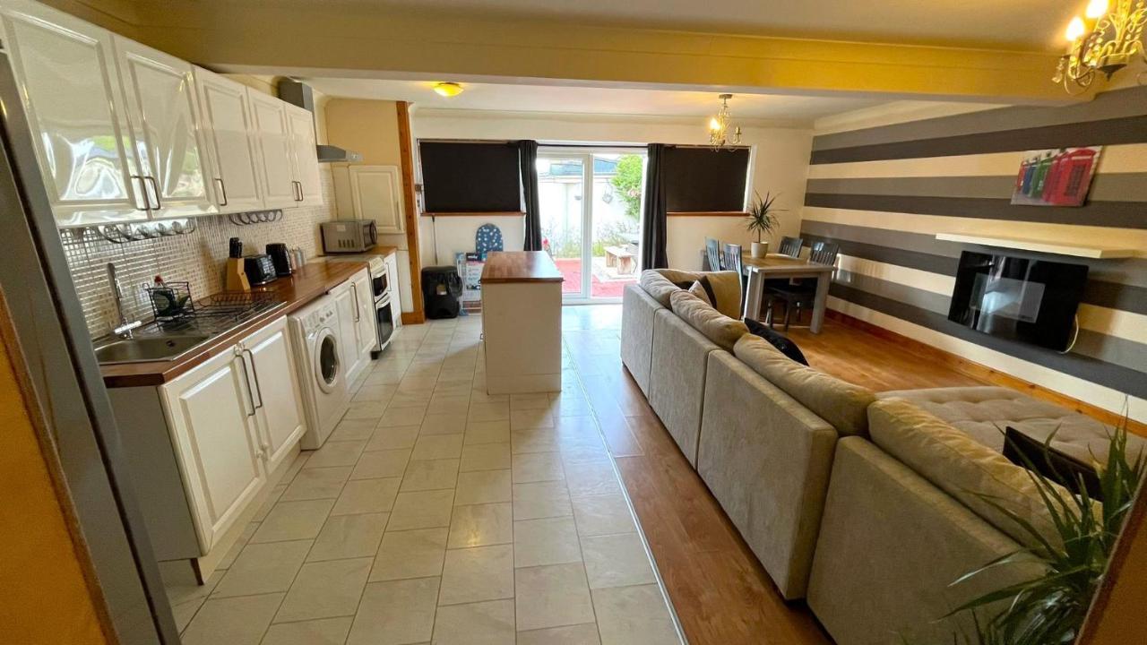 Elegant 2 Bedroom Chalet Edinburgh Kültér fotó